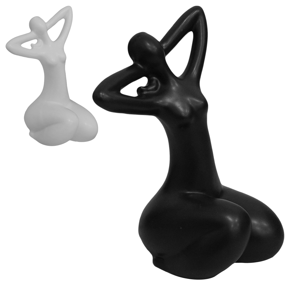 ENFEITE MULHER SENTADA DE PORCELANA PRETO / BRANCO 15,5X10X9CM