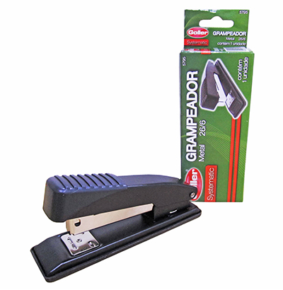 GRAMPEADOR DE METAL / PLASTICO PRETO SYSTEMATIC 26/6 11CM NA CAIXA